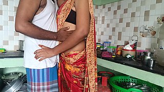 House Wife Suck Neighbour in Kitchen When Husband Not There in Home