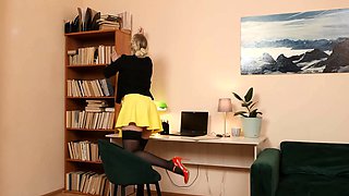 sex fantasy of the secretary becomes reality