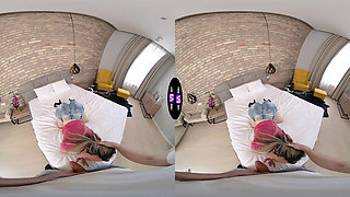 Horny Brenda Dixon Fucks Her Man After A Long Day Cleaning - TmwVRnet