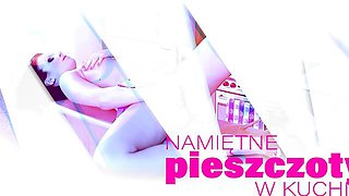 Amative miss's masturbation movie