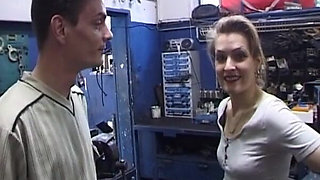 German Babe Got Her Pussy Fucked in Car Shop