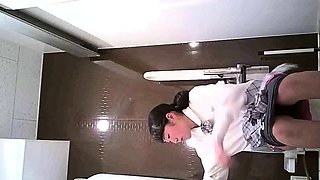 Amateur Asian Webcam Strip Masturbation