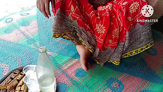 Bhabhi Desi sharab ke sath land chusa