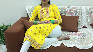 Indian step mom and step son ka illegitimate wala pyar beta se chudwa kar apna yaar bana liya Hindi dirty talk sarababhi 6