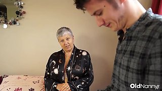 Wife Savana Rides Hard And Gets Filled