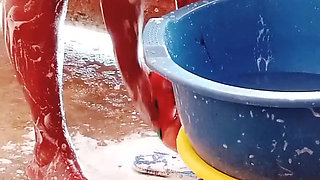 Sugarmommy Bathing After Getting Fucked 6 Rounds