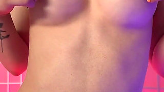 Horny Goth Girl Fucks Herself in Halloween Spooky Night!