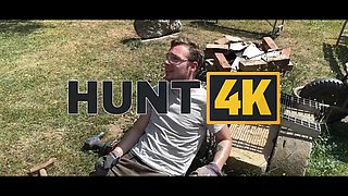 HUNT4K. Sexy Fanta Sie fucks with old Hunter for her annual salary in public