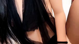 Horny amateur asian teen girl toying her pussy on cam