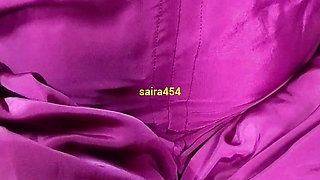 Desi saira Bhabhi ke chut me kheera(cucumber) close-up masturbating