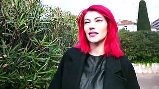 Oney, 23, welcomes us to her home in Aix-en-Provence to try... anal! - Jacquie et Michel TV