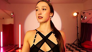 Amateur Webcam Babes Going Solo