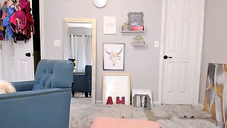 Big boobs milf masturbates with her dildo