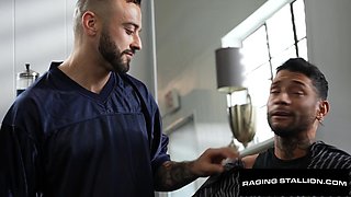 Hot Barber Smashes Tatted Client Gay Sex