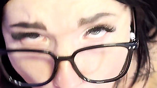 Ultra Slutty Smoking Deepthroat