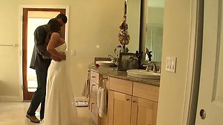 Horny masculine wedding designer elations bride with cool
