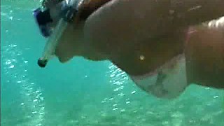 Breathtaking Brunette Supermodel Katie Cleary Scuba Diving In Bikini