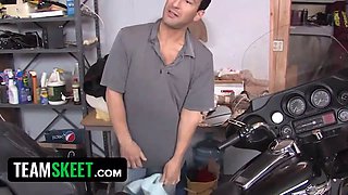does this pussy deserve an a, schoolteacher?