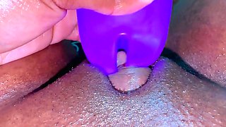Sexy hottie Anetta Keys enjoys a solo toy masturbation
