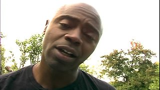 Interracial blowjob outdoors from bikini slut