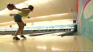 Bowling Bet For Blow Jobs With Levi Cash, Claire Dames - Brazzers