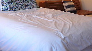 Beautiful Vixen Has Romantic Sex with Hung Bachelor