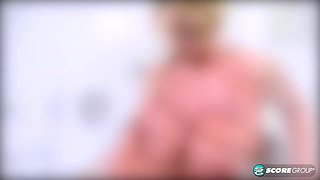 Dripping-Wet Kitty - Kitty Cute - XLGirls