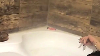 Kinky MILF Games with Mega Orgasm in Bathtub at Home