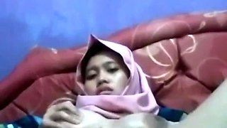Sange Hijab After College