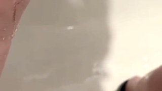 I My Stepsister Right in the Shower!!!!