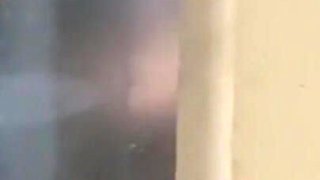Dando Banho Na Minha Prima Mais Nova
