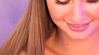 She Spread Her Pussy Lips and Showed How Wet She Was