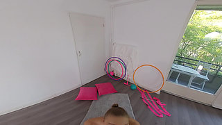 18yo Flexible Gymnast