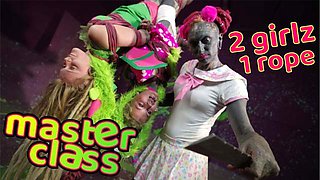 Impeccable Anuskatzz's tutorial video