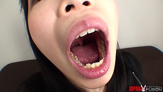 [amateur Girl Series] Amateur Yukari's Selfie of Her Tongue and Inside Her Mouth