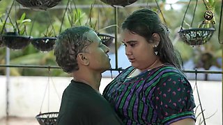 Indian BBW sucks hard dick