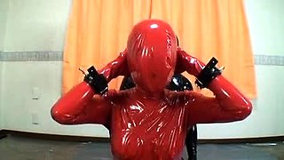 Independent Amateur lesbians toying pussy by double dildo