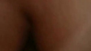 A lot of cum flows out of my stepmom's pussy