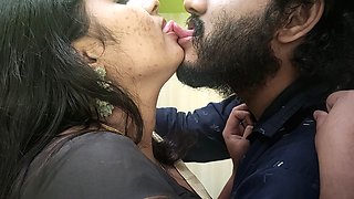 Long lip lock part 2, Vaishnavy and Sharun Raj long lip lock with tongue kiss, Hot kissing of romantic mallu couple