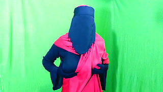 Bangladeshi beautiful housewife spending the night with neighbor and having sex