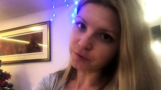 Petite small tit babe with perfect pussy masturbates