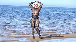 Sea Beach - Nylon Girl