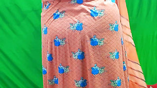 Indian bhabhi secretly made video while changing everything