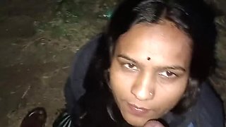 Desi Aunty Gives Dirty Jungle Blowjob and Swallows Cum in Mouth