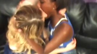 Brazilian Lesbians Deep Kissing