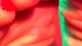 Toes Wiggling and Spreading for Your Pleasure