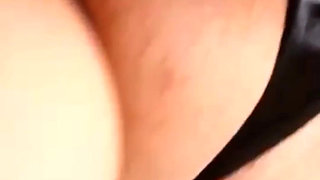 Madrastra Extraa a Su Hijastro Y Se Consuela Con Su Gran Dildo