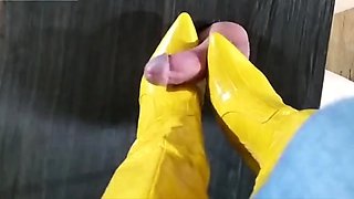Lady S Yellow boots bootjob shoejob ruined orgasm double