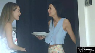 Hot Lesbian Fuck With Busty Babes Kiere and Simon - S15:E1