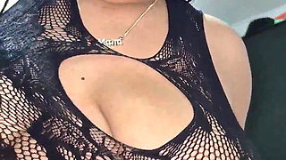 Expert in Sucking Your Cock and Pumping Your Milk, I'm Your Whore.